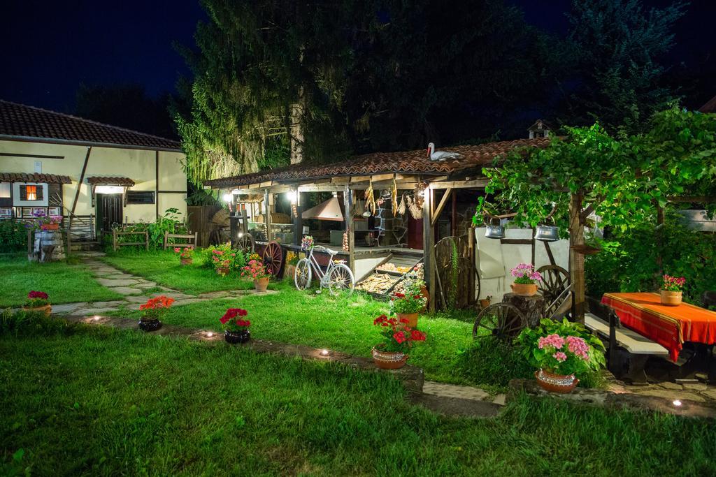 Bryasta Hotel & Restaurant Veliko Tarnovo Ngoại thất bức ảnh
