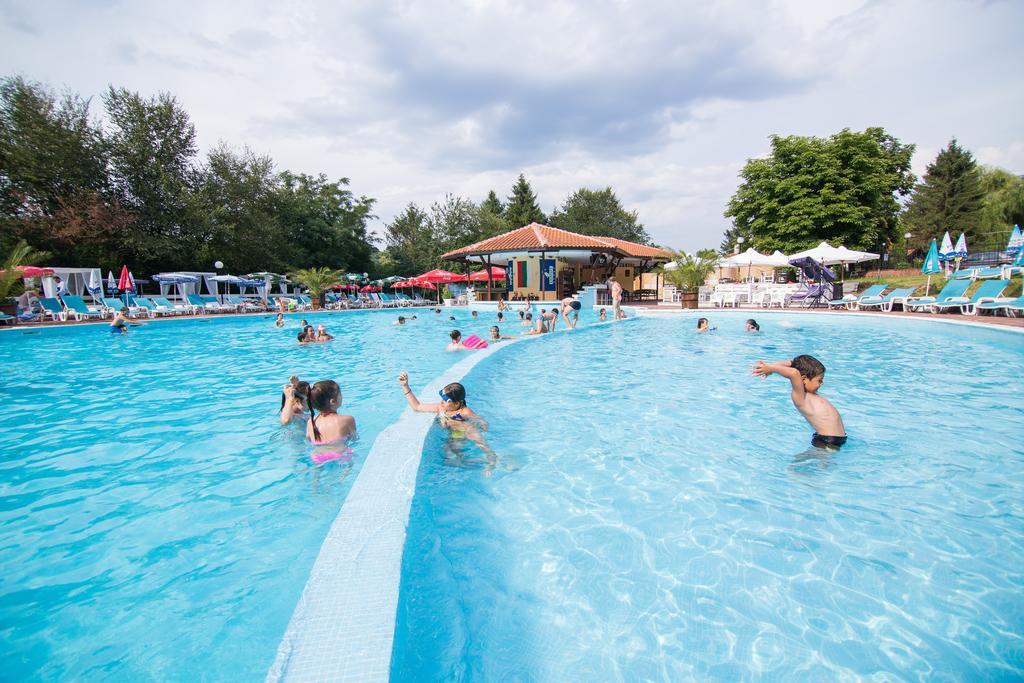 Bryasta Hotel & Restaurant Veliko Tarnovo Ngoại thất bức ảnh