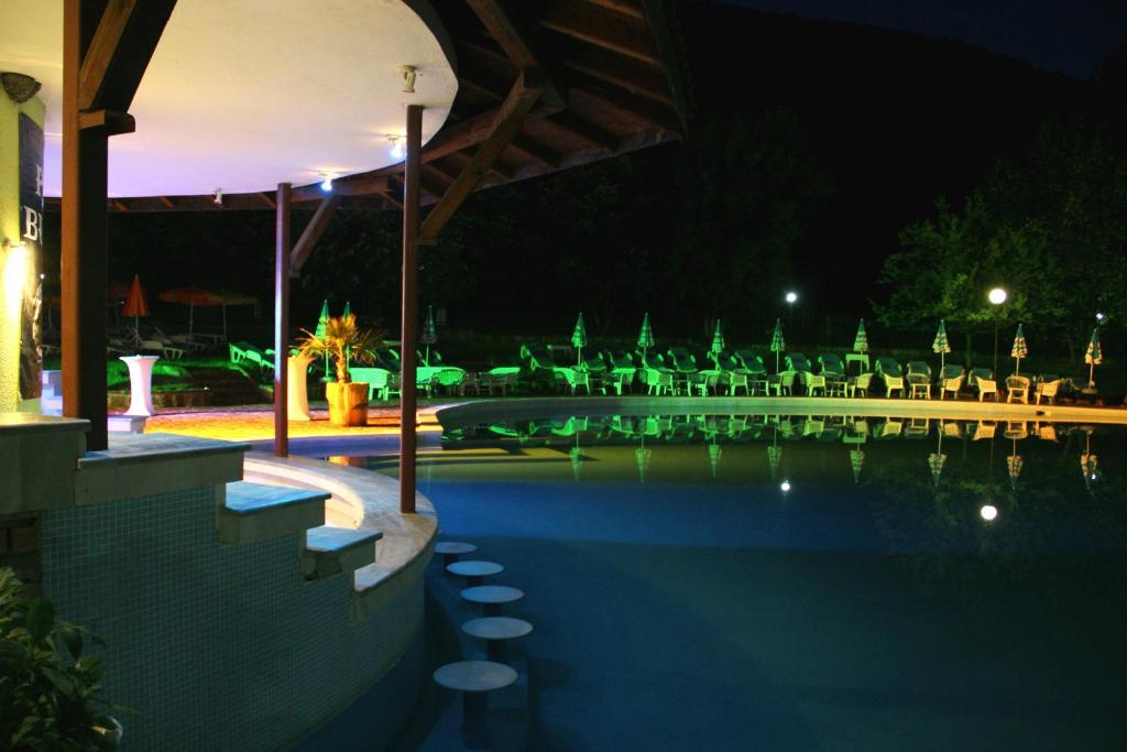 Bryasta Hotel & Restaurant Veliko Tarnovo Ngoại thất bức ảnh