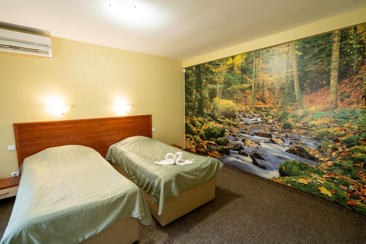 Bryasta Hotel & Restaurant Veliko Tarnovo Ngoại thất bức ảnh