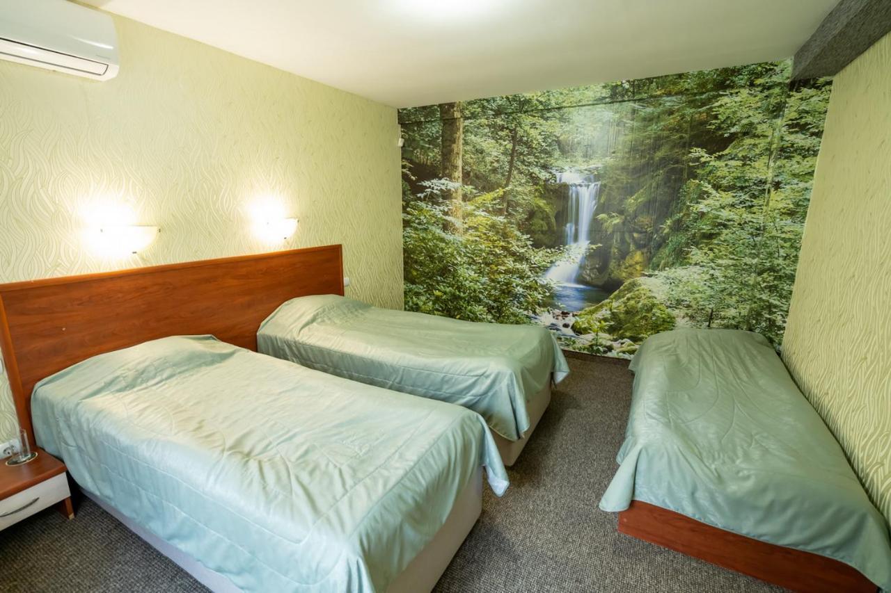 Bryasta Hotel & Restaurant Veliko Tarnovo Ngoại thất bức ảnh