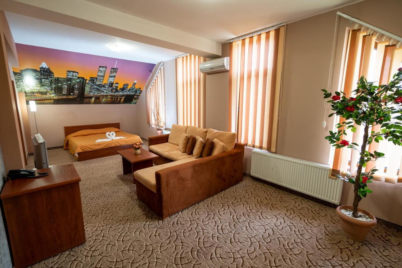 Bryasta Hotel & Restaurant Veliko Tarnovo Ngoại thất bức ảnh