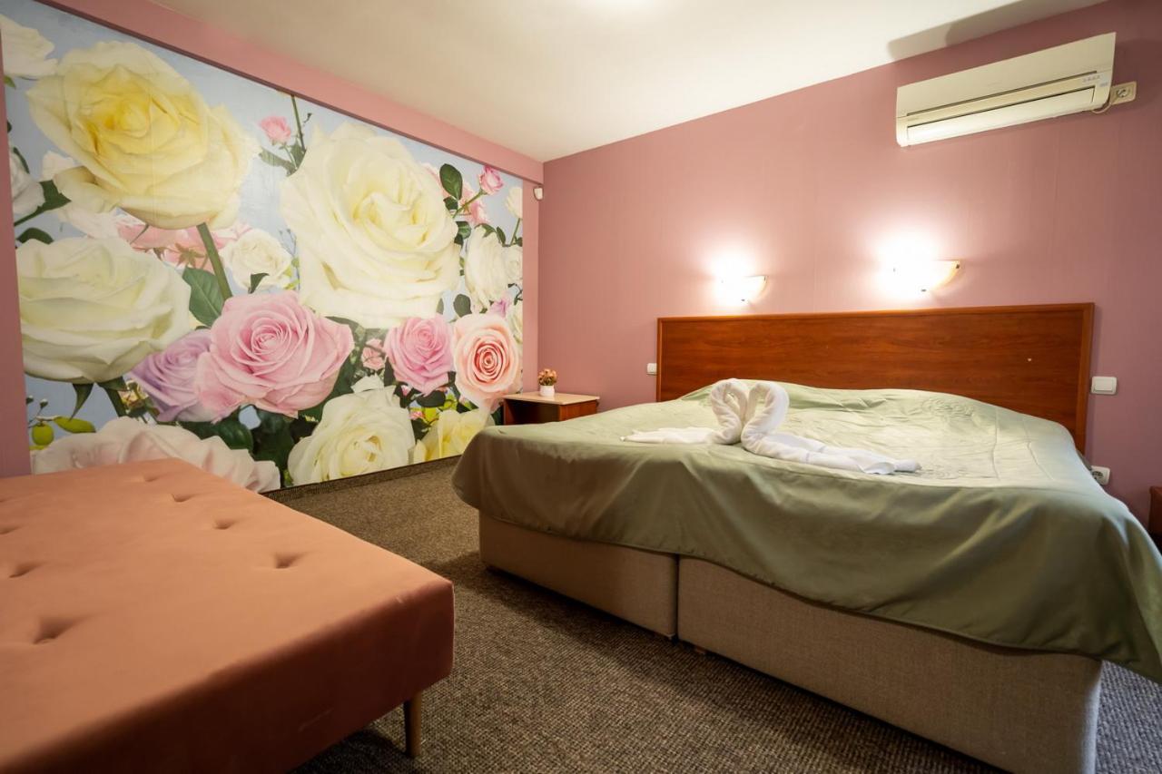 Bryasta Hotel & Restaurant Veliko Tarnovo Ngoại thất bức ảnh
