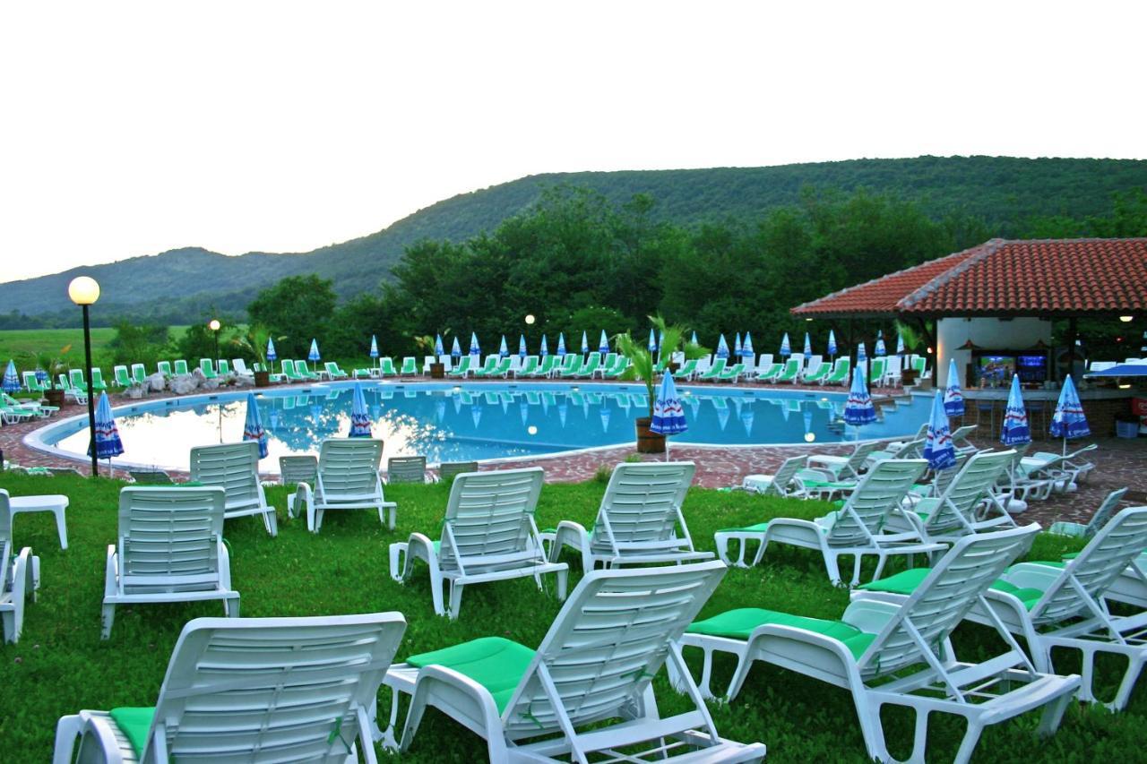 Bryasta Hotel & Restaurant Veliko Tarnovo Ngoại thất bức ảnh